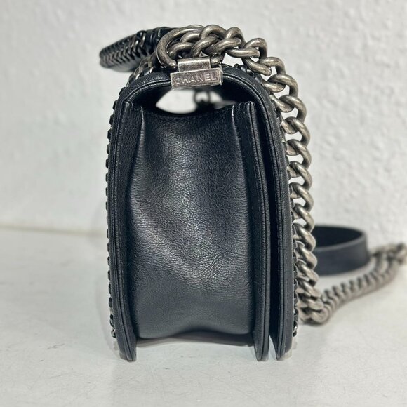 Chanel Black Leather Medium Boy Bag Shoulder Crossbody - Picture 4 of 9